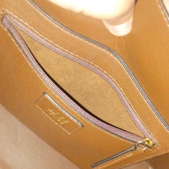 H&M Chic Brown Shoulder Bag - Picture 7 of 7